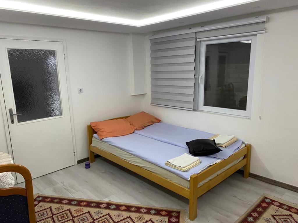 Apartman White River Сараево Экстерьер фото